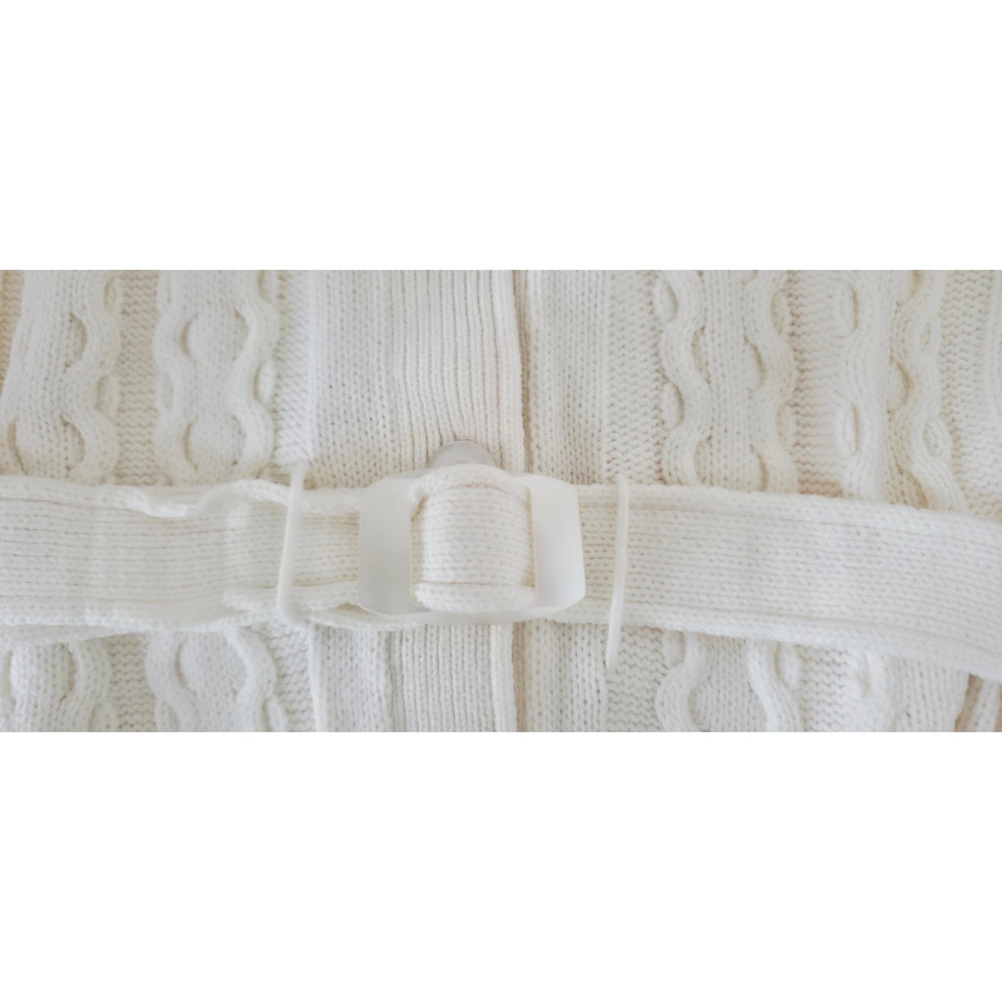 VINTAGE *NEW* 1970's Women's Cream Sweater Vest with Belt 100% Acrylic Size 40