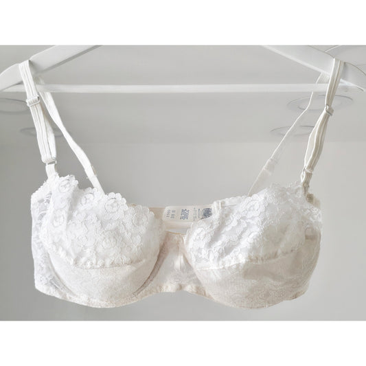 VINTAGE *NEW* 1960's Women's White Lace Push-Up Bra Size 38B USA