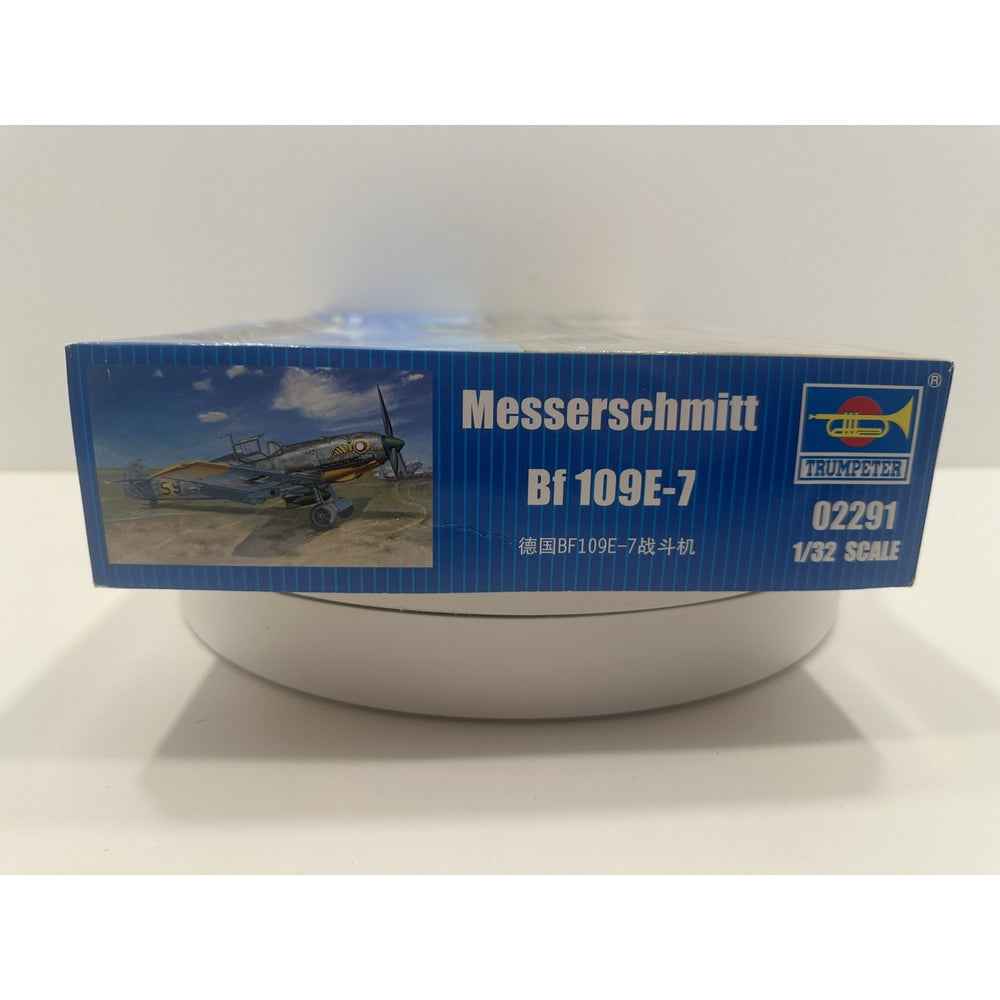 VINTAGE Trumpeter 1/32 Messerschmitt Bf109E7 German Fighter/Bomber Kit