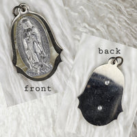 VINTAGE *NEW* 1950's Madonna with Child Silver-Toned Religious Pendant 1.5"