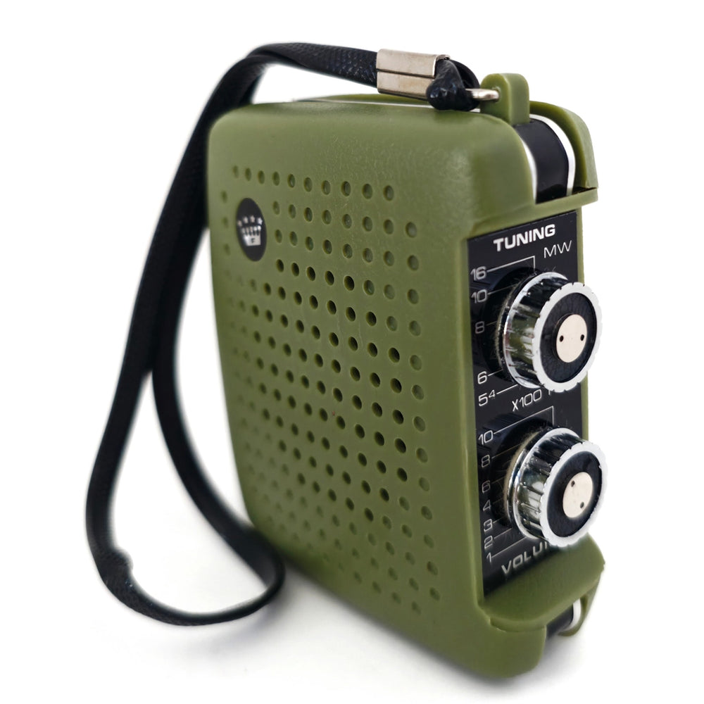 VINTAGE *NEW* 1970's Four Star FS-7 Green Solid State AM Transistor Radio