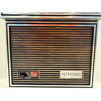 VINTAGE *PRISTINE* 1960's Petrasonic AM Sport Snake Brown Case Radio