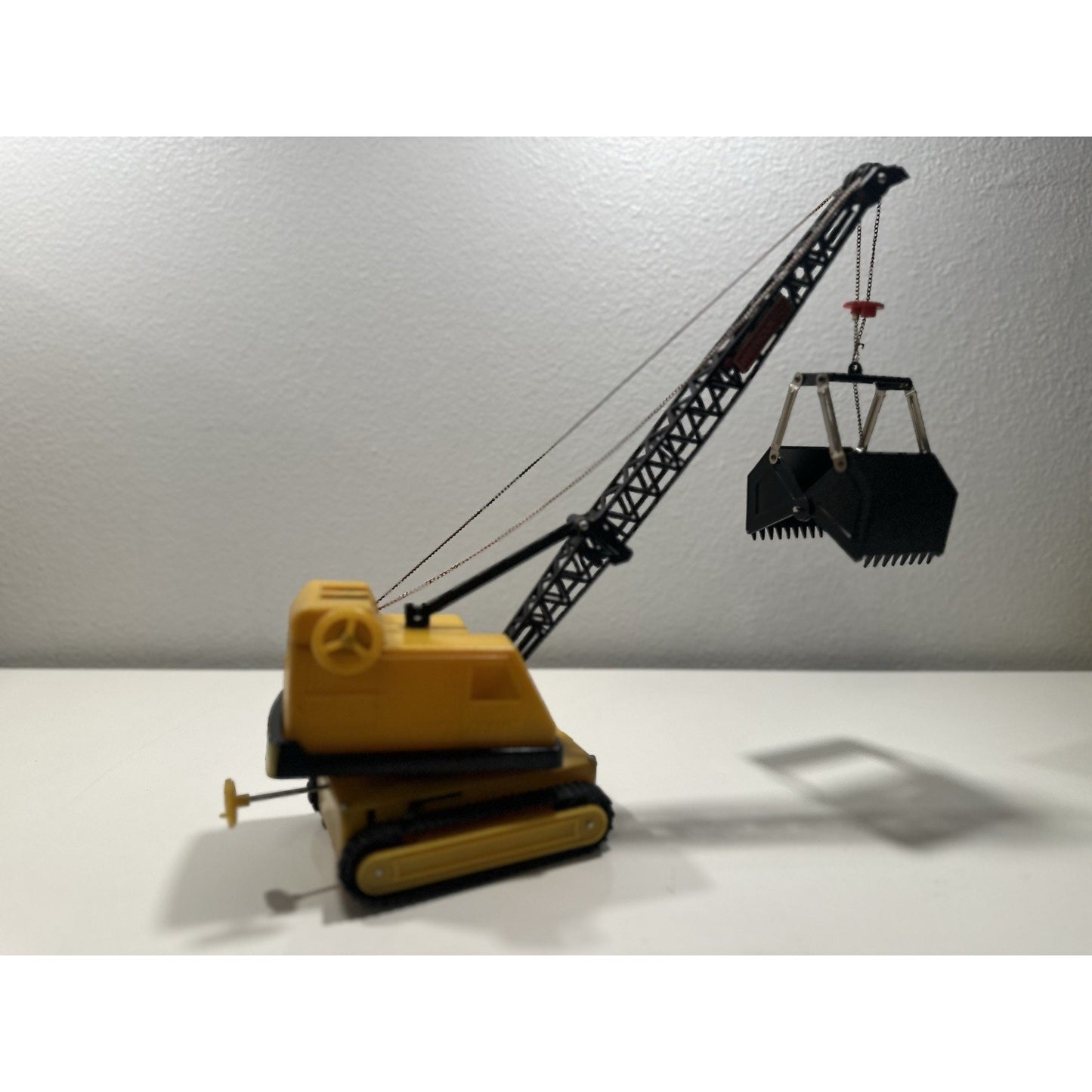 VINTAGE *NEW* 1972 Hercules Caterpillar Crane Battery Operated Toy