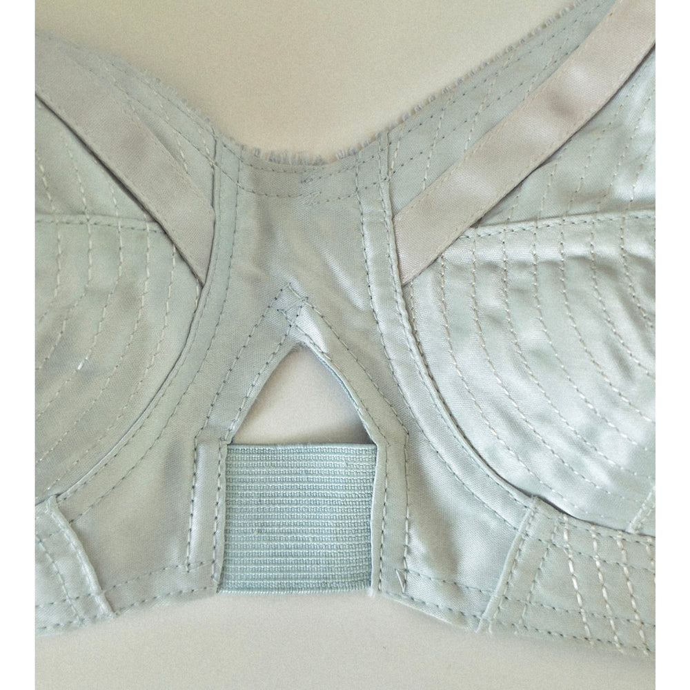 VINTAGE *PRISTINE* 1960's Stephanie Women's Blue Bullet Bra Size 34A USA