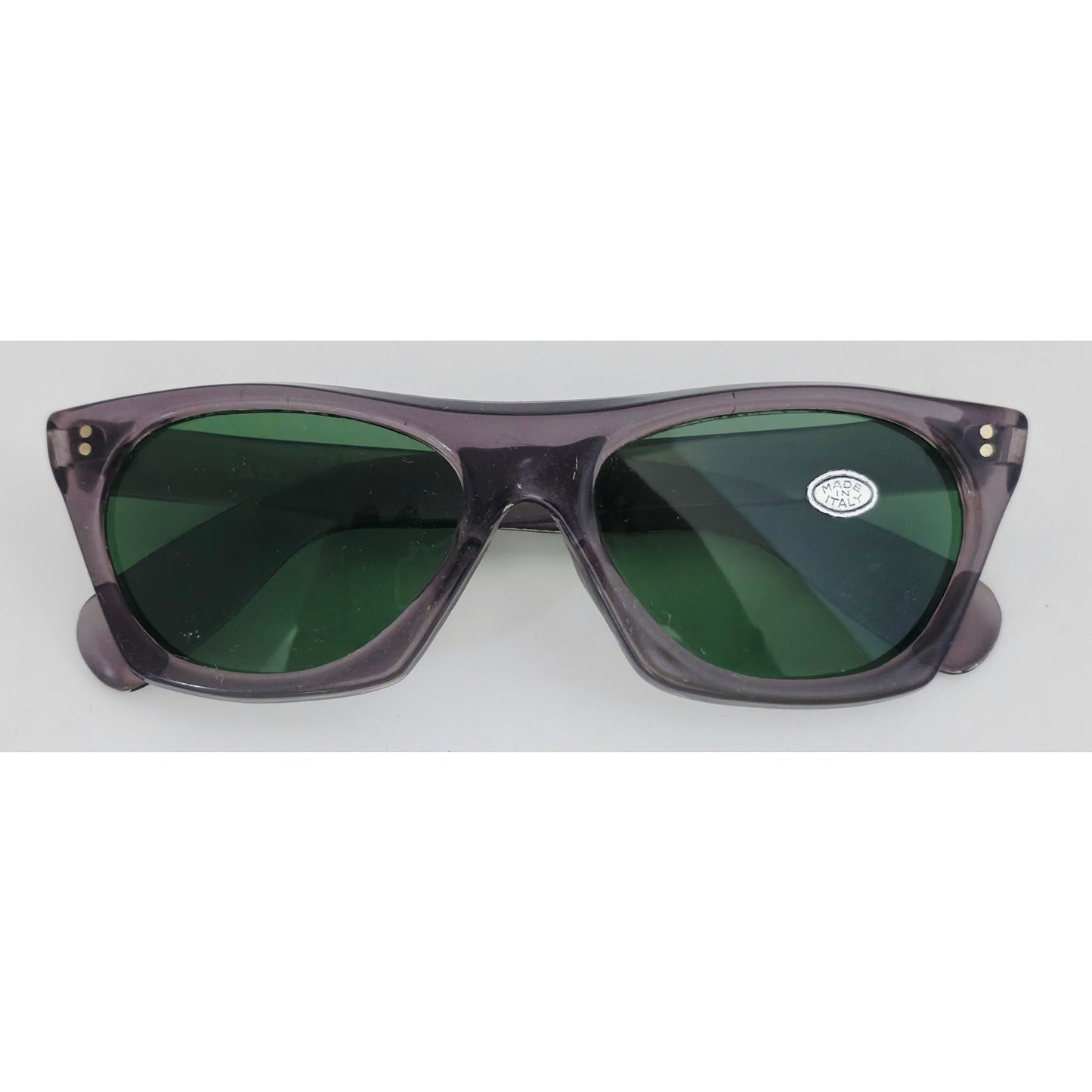 VINTAGE *NEW* 1970's Glam Unisex Gray Frame with Green Lens Sunglasses Made in Italy