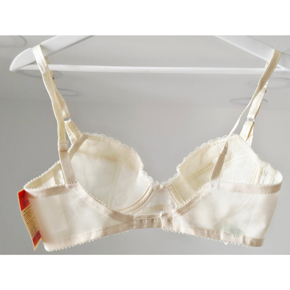 VINTAGE *NEW* 1960's Carnival Women's White Lace Bra with Blue Flower Size 36B
