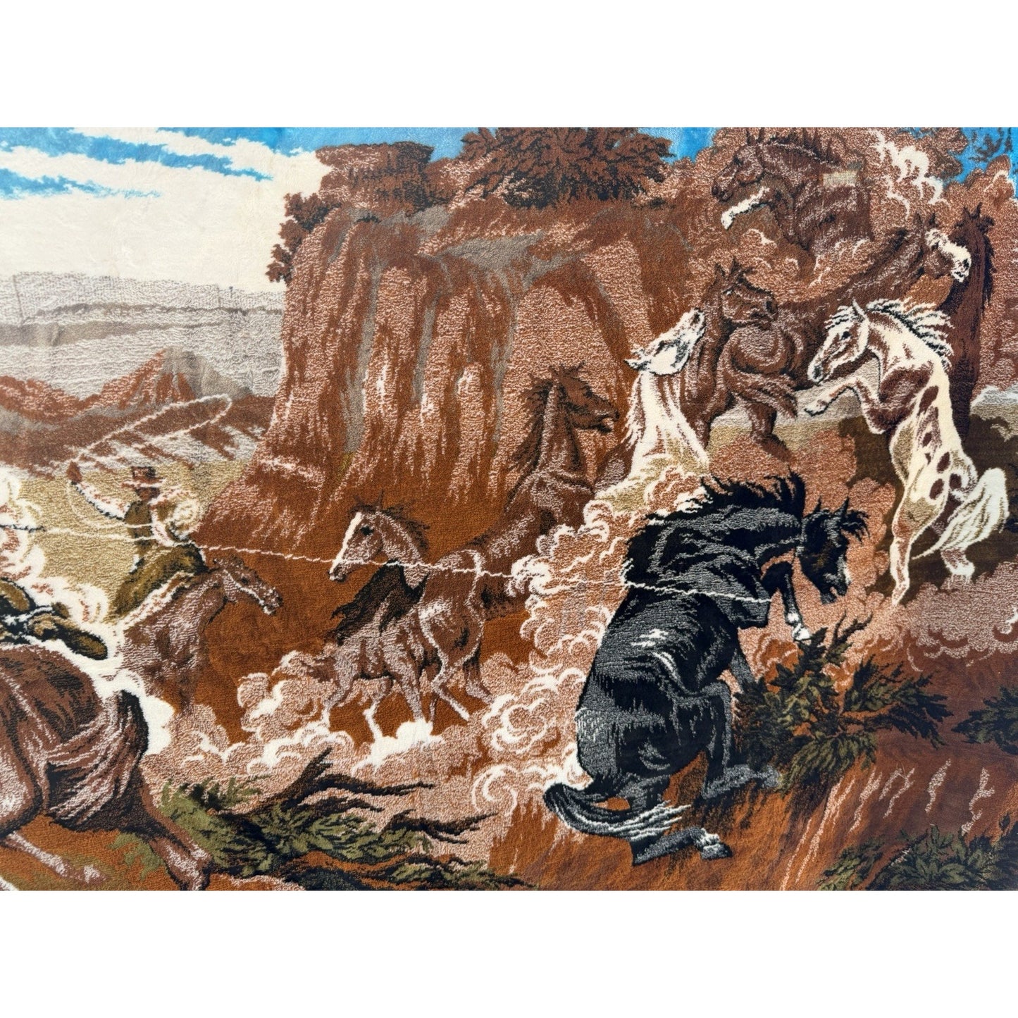 VINTAGE *PRISTINE* 1960's Wild Wild West Lebanese Velvet Tapestry