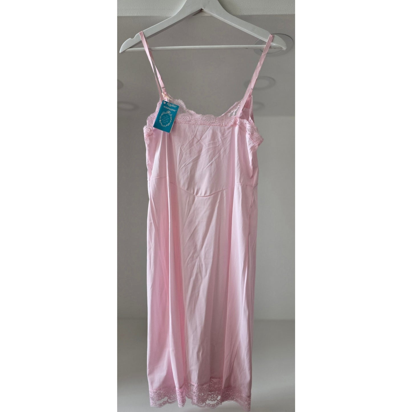 VINTAGE *NEW* 1960's Kayser Light Pink Slip 100% Nylon Size 34