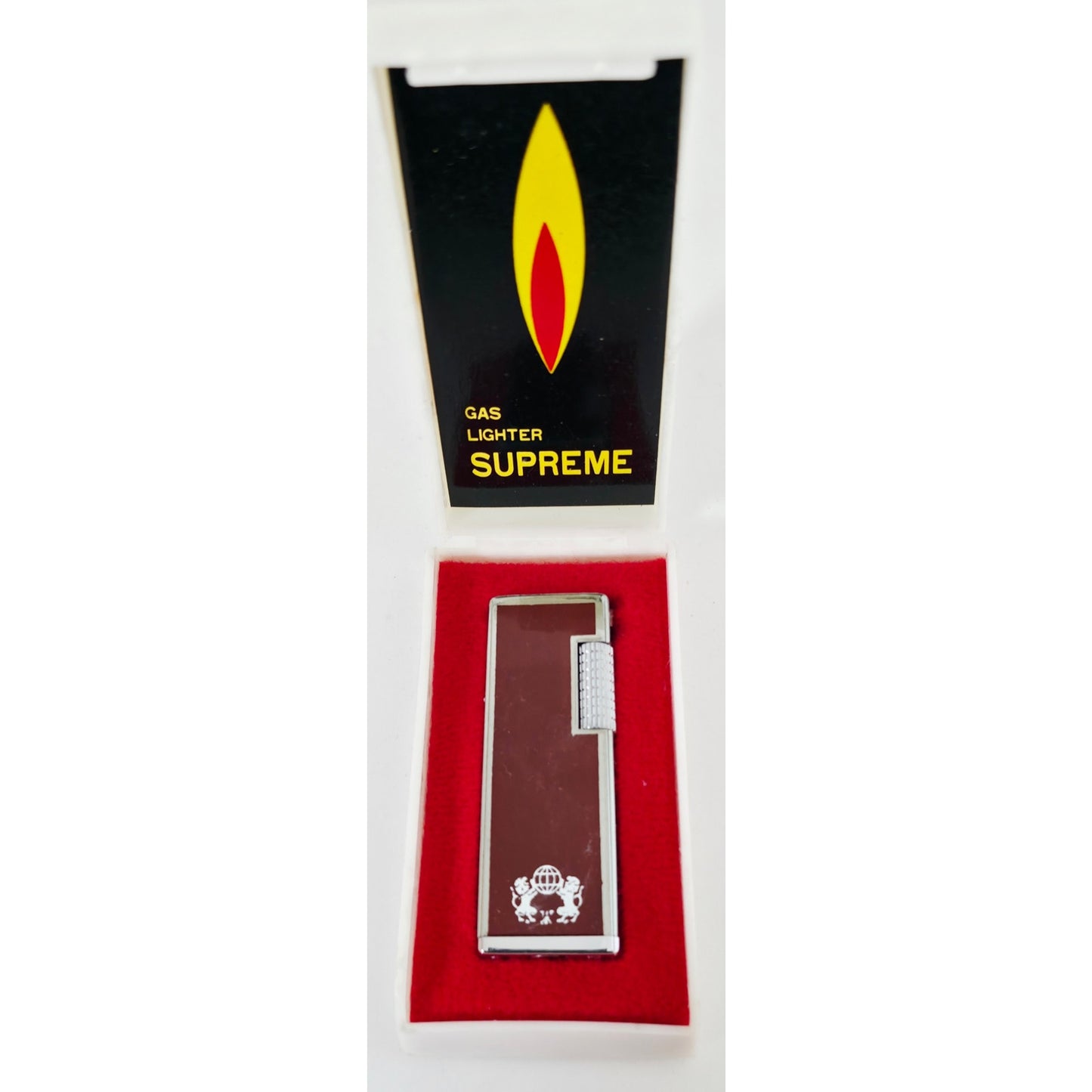 VINTAGE *NEW* 1960's Maroon Gas Lighter w/Lions Made by Supreme USA