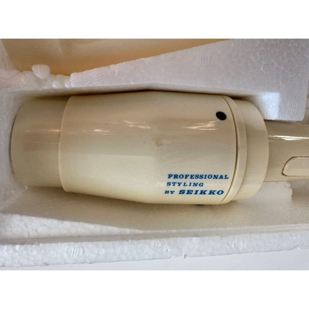 VINTAGE *NEW* Seikko MU1400W 5-IN-1 Comb/Styler/Dryer Accessories