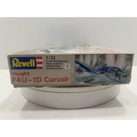 VINTAGE Revell Vought F4U-1D Corsair 1:32 4781 Model Plane Kit