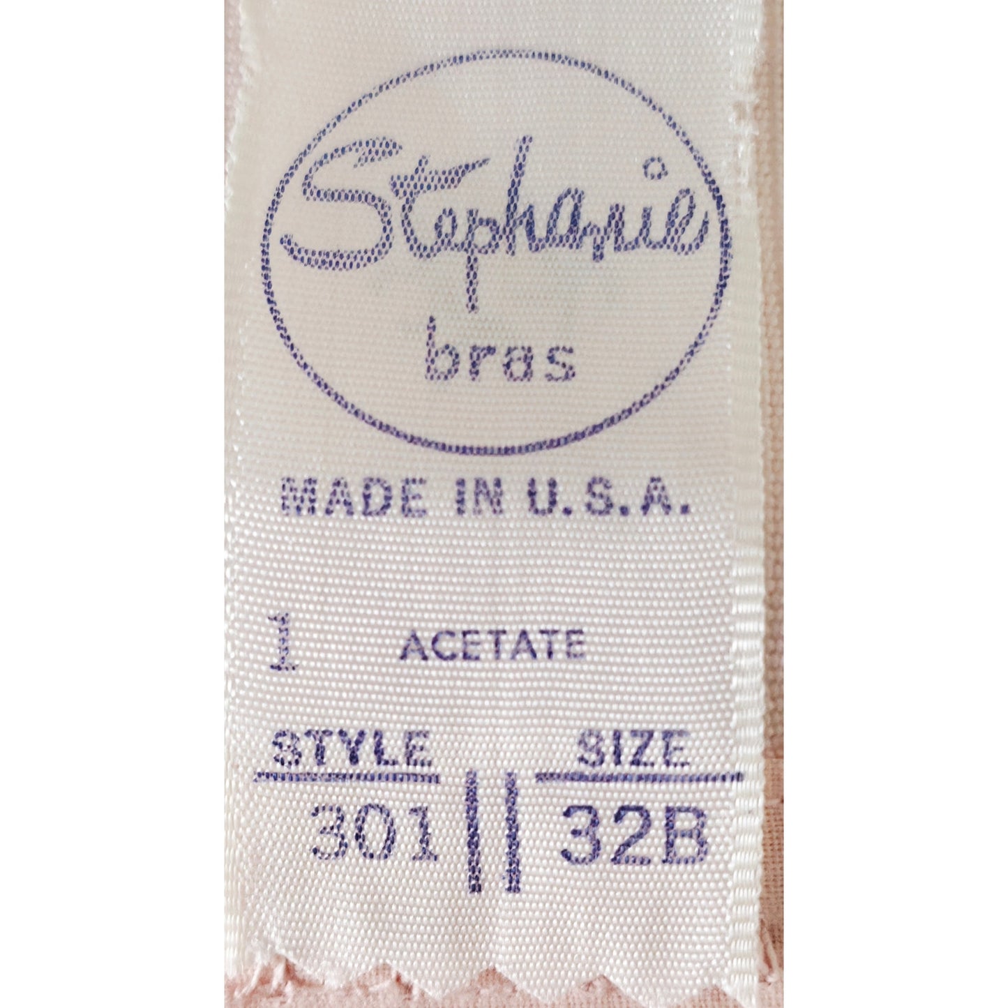 VINTAGE *NEW* 1960's Stephanie Women's Pink Bullet Bra Size 32B Lot of 4