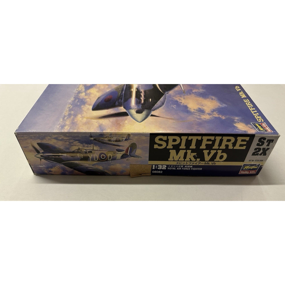 VINTAGE *NEW* Hasegawa Spitfire Mk.Vb Royal Air Force 08082 1:32 Model Kit