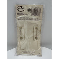 VINTAGE *NEW* 1975 Goody #8050 Kant-Slip Fashion Combs Bows Set of 2 - Cream