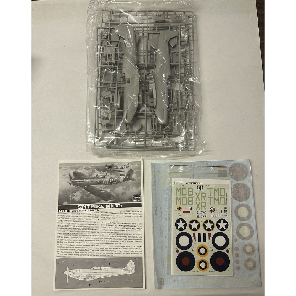 VINTAGE *NEW* Hasegawa Spitfire Mk.Vb Royal Air Force 08082 1:32 Model Kit