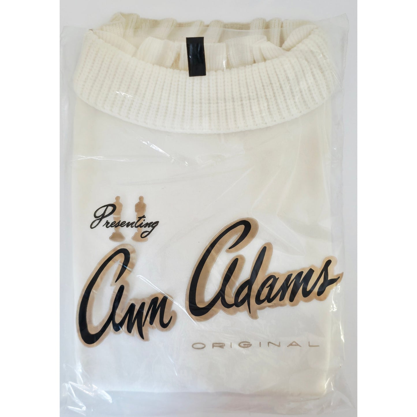VINTAGE *NEW* 1960's Cream Women's Sweater with Collar 100% Nylon Size 38