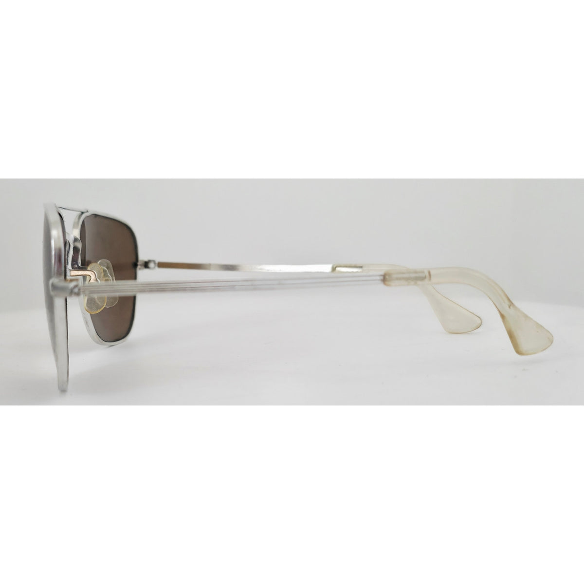 VINTAGE *NEW* 1970's Glam Unisex Silver Frame Brown Lens Sunglasses