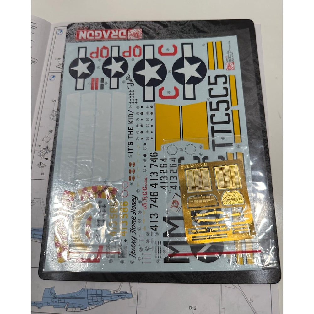 VINTAGE *NEW* Dragon P-51D Mustang Early Prod #3205 1:32 Scale Model Plane Kit