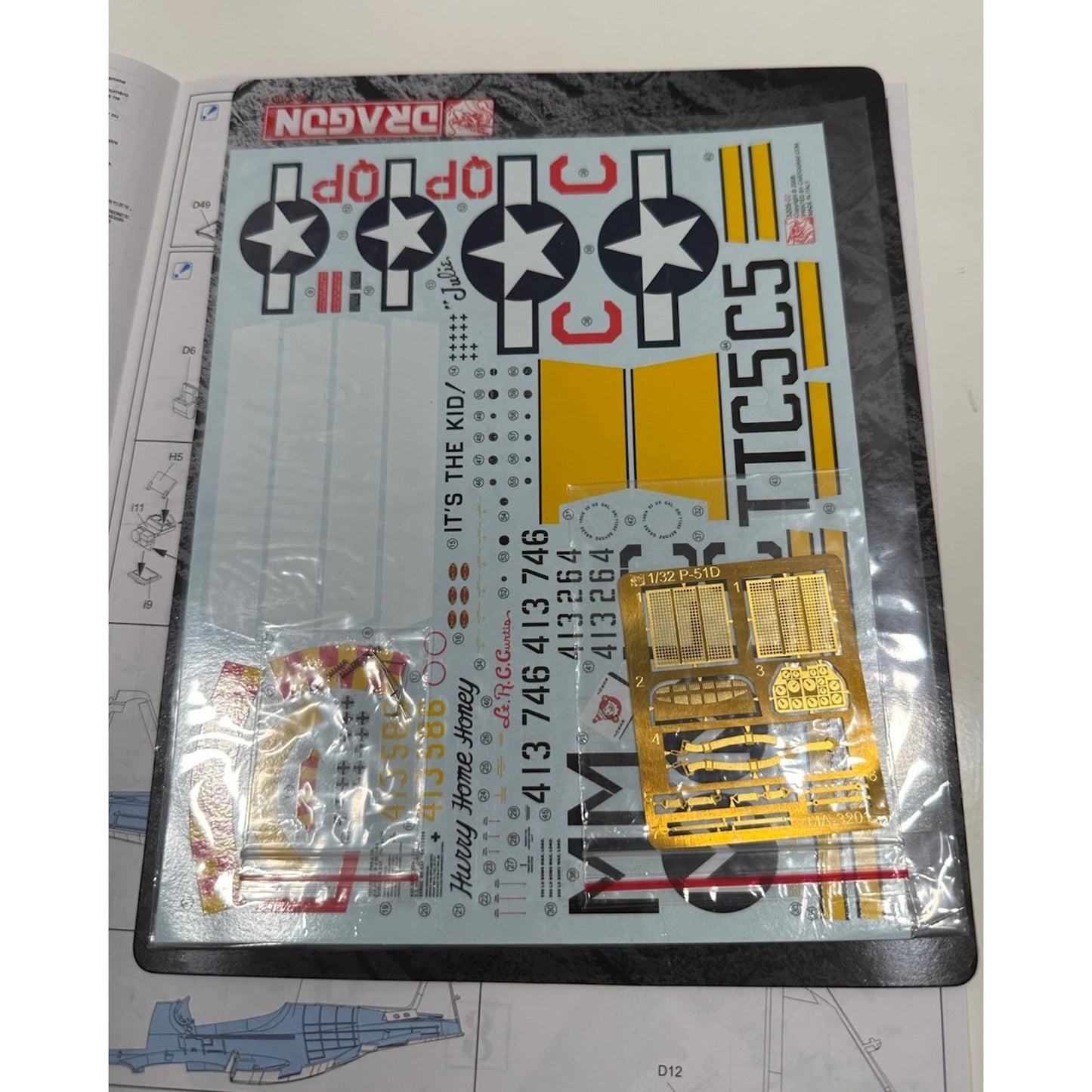VINTAGE *NEW* Dragon P-51D Mustang Early Prod #3205 1:32 Scale Model Plane Kit