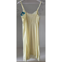 VINTAGE *NEW* 1960's Kayser Light Yellow Slip White Lace Trim 100% Nylon Size 36