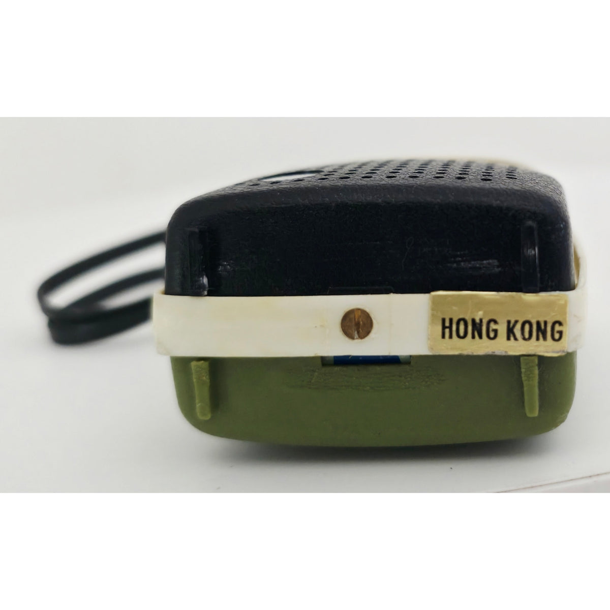 VINTAGE *NEW* 1960's Sakura FS-19 Green/Black Solid State Micro Transistor Radio