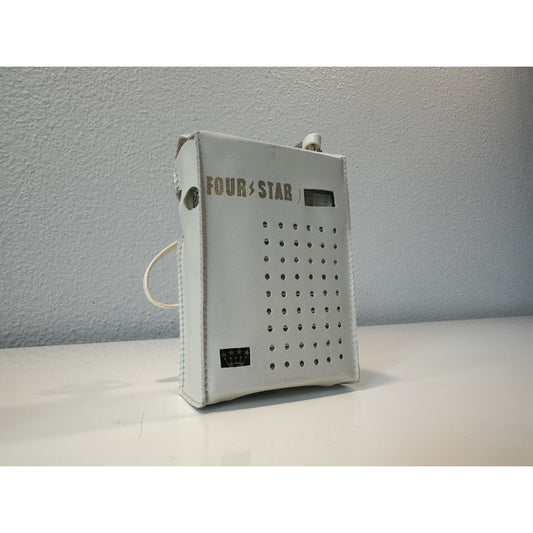 VINTAGE *NEW* 1970's Four Star FS-8 Solid State AM Radio in White