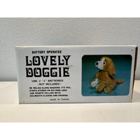 VINTAGE *NEW* 1970's Lovely Dog Walking Barking Brown Collared Dog