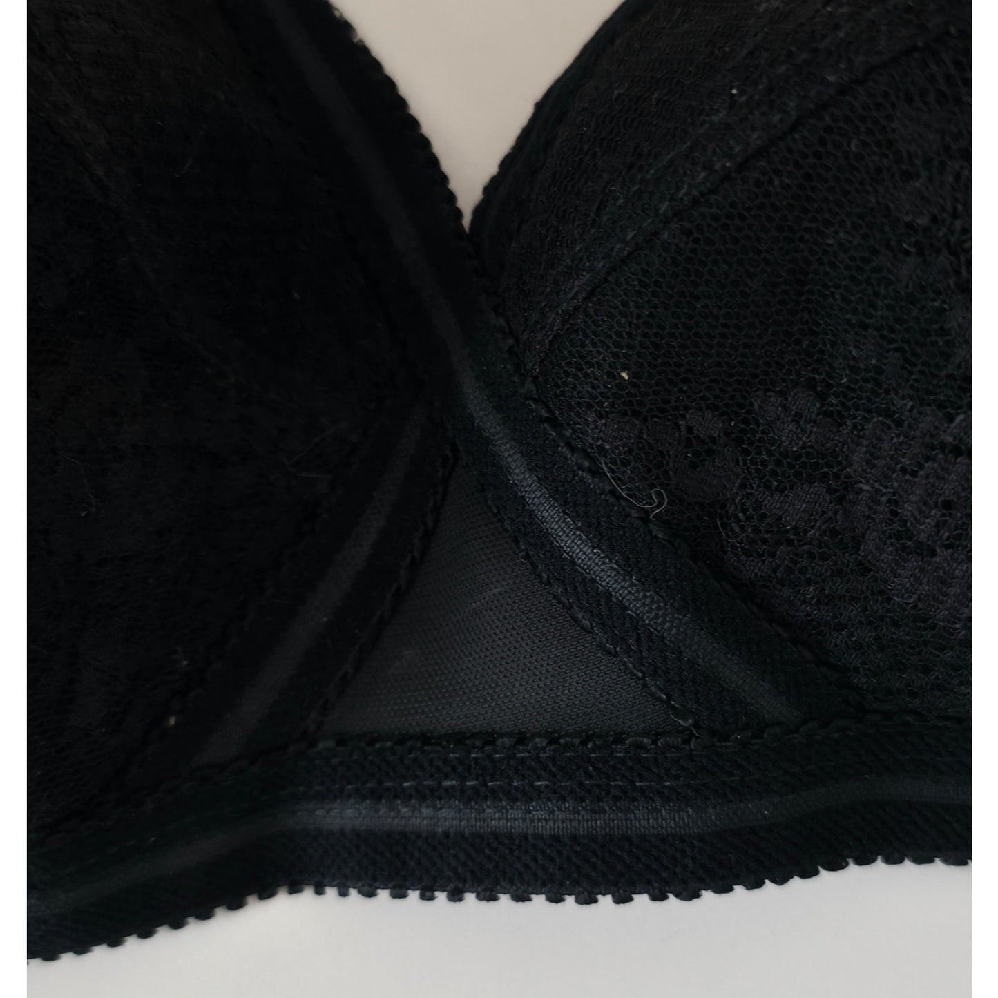 VINTAGE *NEW* 1960's Carnival Women's Black Lace Bullet Bra Size 36 B