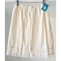 VINTAGE *NEW* 1960's Kayser Women's Cream with Lace Trim Half Slip Size M