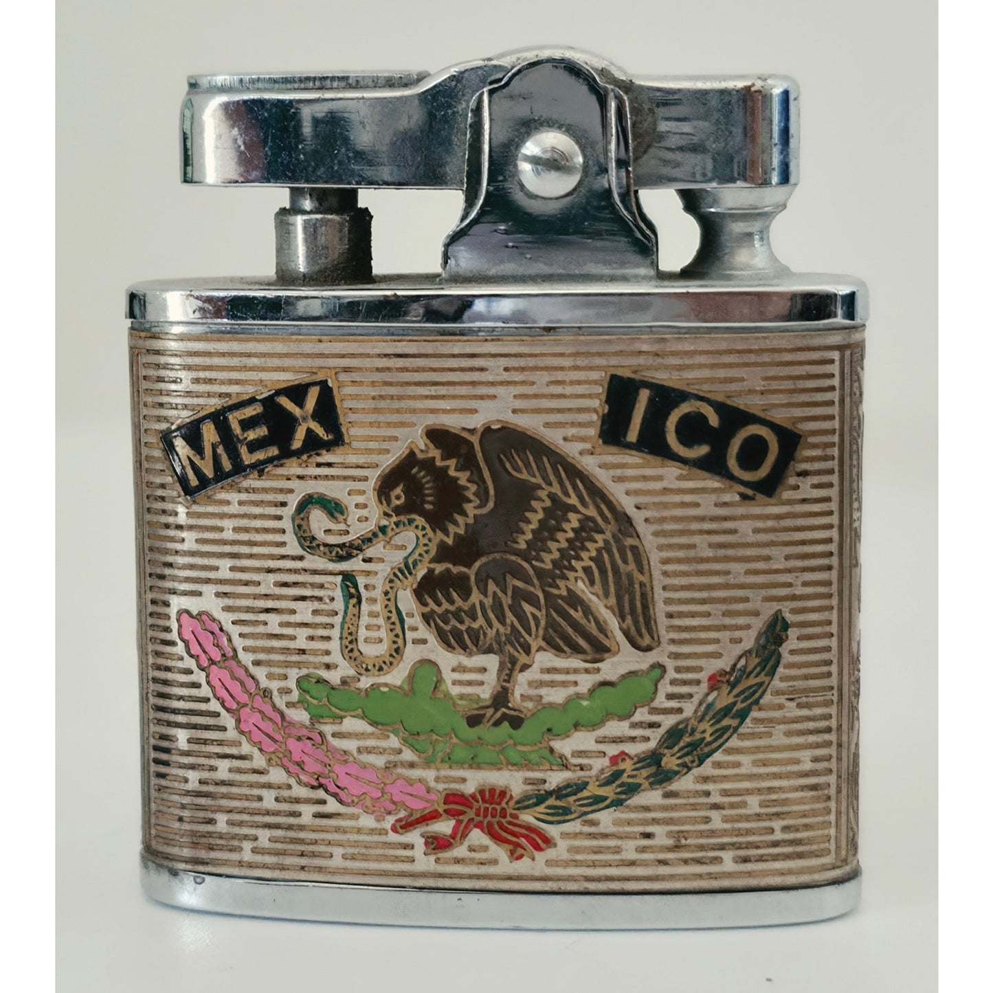 VINTAGE *NEW* 1960's Mexico Automatic Super Lighter with Bull Fight and Eagle