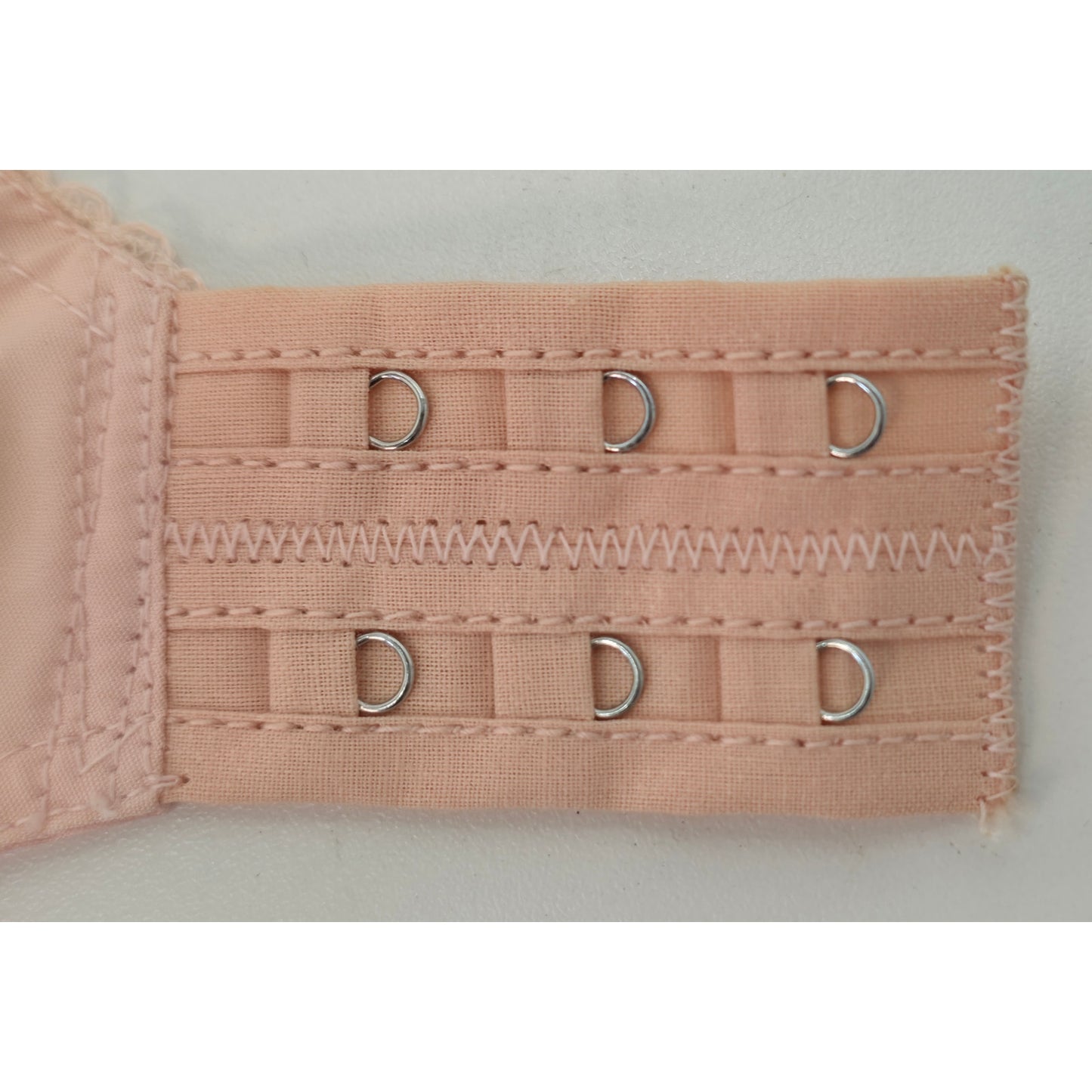 VINTAGE *NEW* 1960's Carnival Women's Pink Bullet Bra Size 32A USA