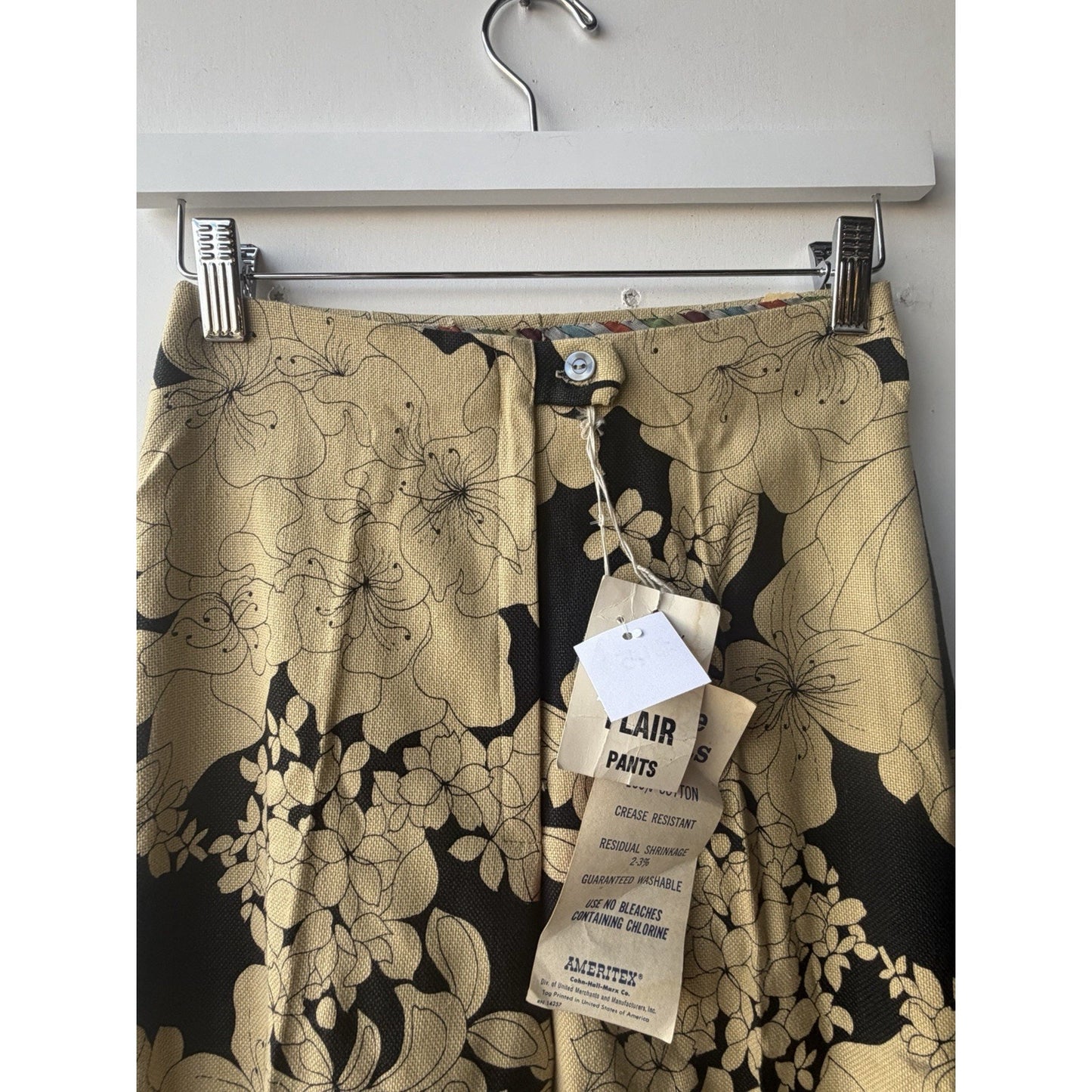 VINTAGE *NEW* 1960's Women's Fit & Flare Black/Cream Floral Pattern Pants Size 10