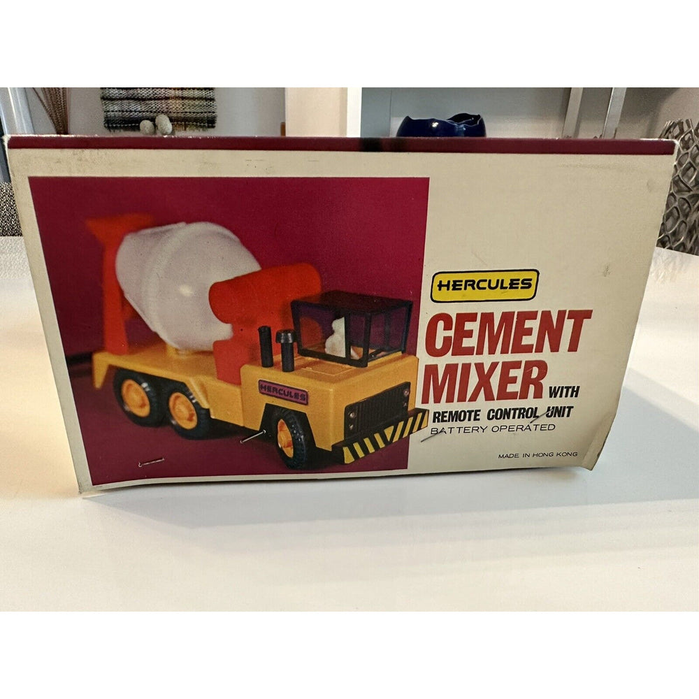 VINTAGE *NEW*  HERCULES #5171 Cement Mixer Toy Truck