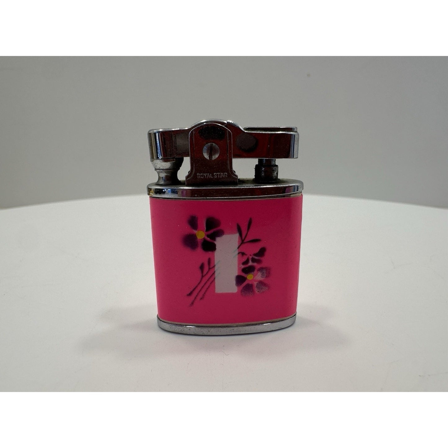 VINTAGE *NEW* 1956 Royal Star Lighter Pink