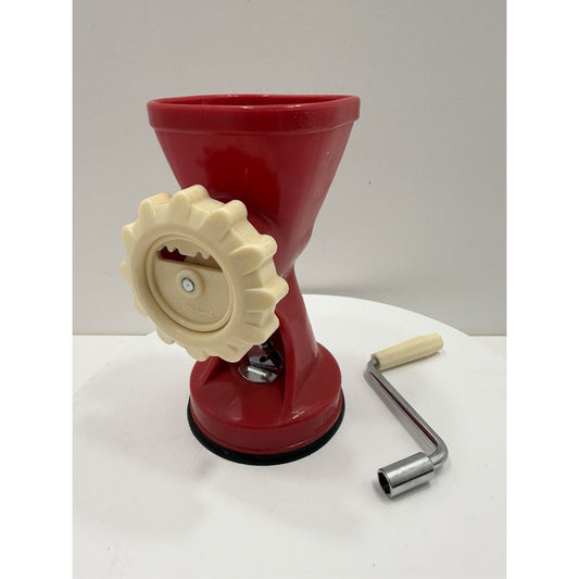 VINTAGE *NEW* 1970's Lillo Meat Mincer