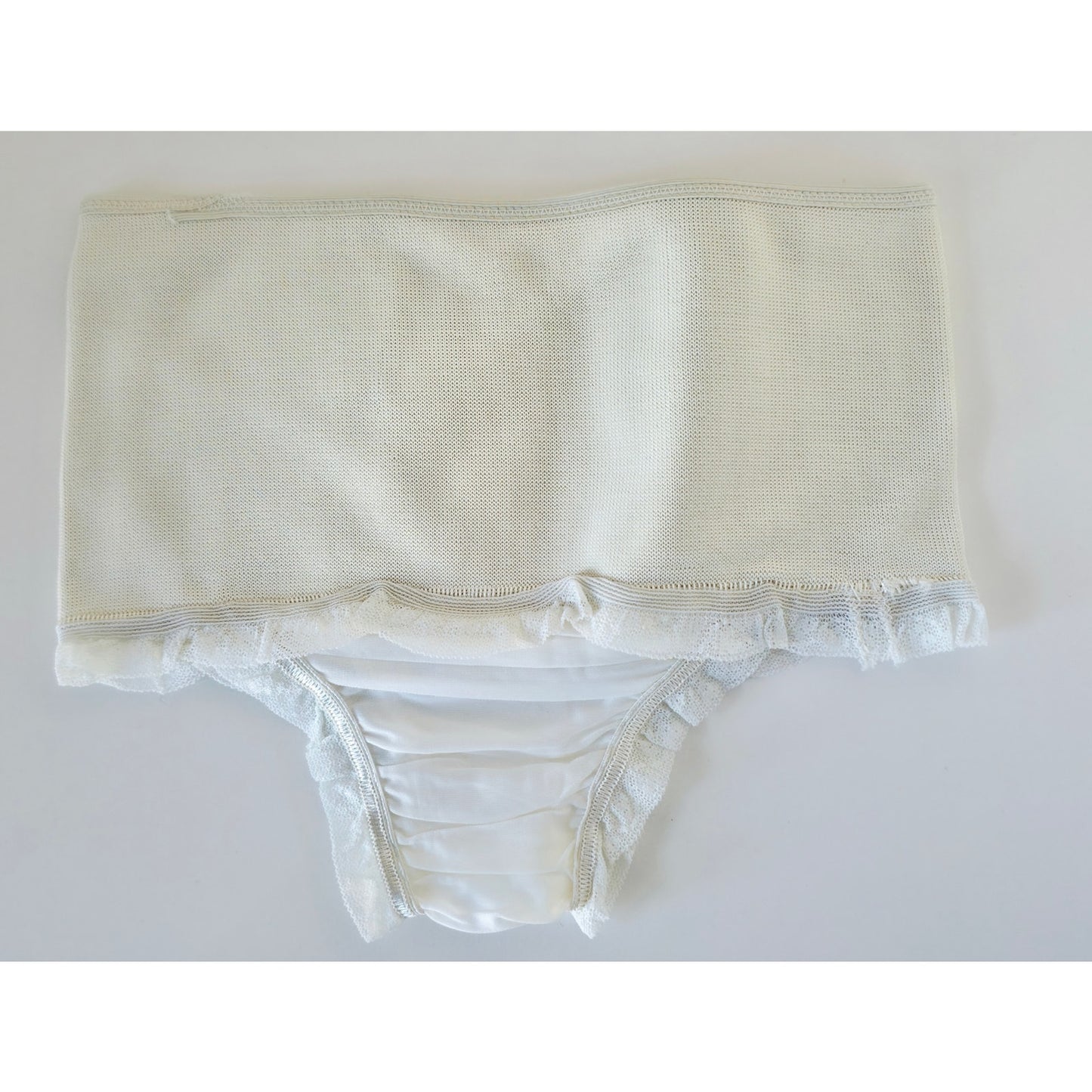 VINTAGE *NEW* 1960's Empire Foundation Women's Bikini Hugger Size L (28) Lot of 4