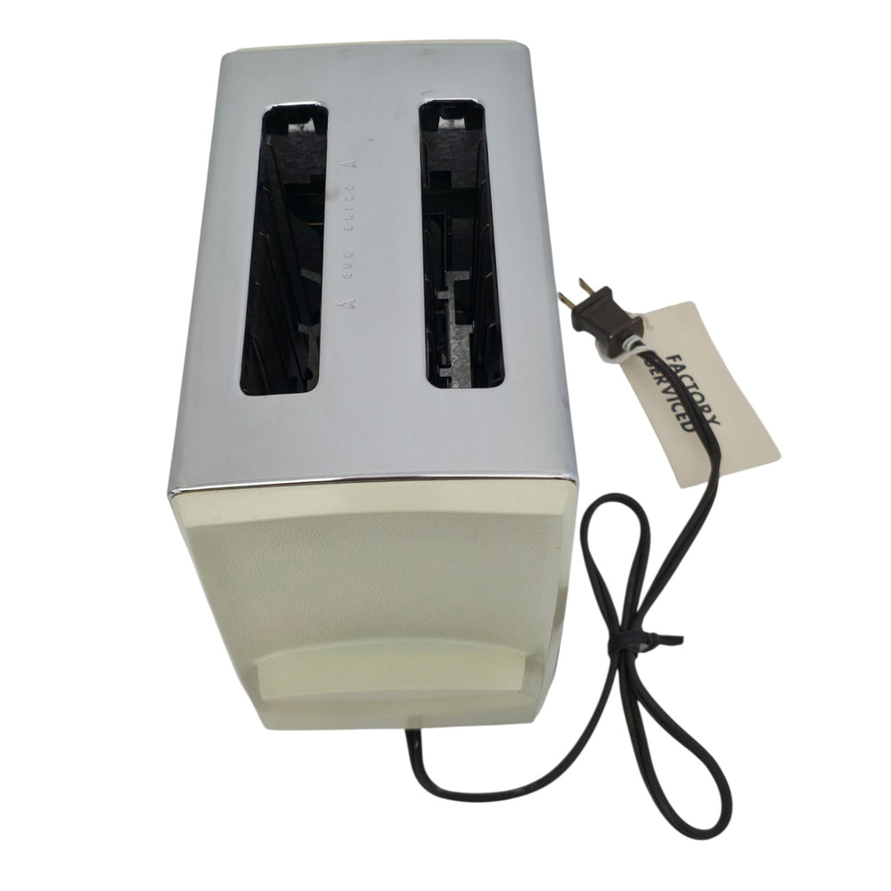 VINTAGE *PRISTINE* 1980's Proctor Silex 2-Slice Toaster Chrome/Almond ...