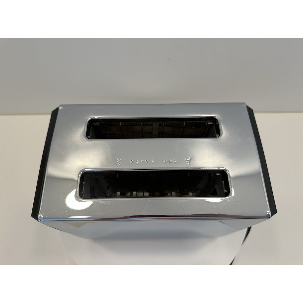 VINTAGE *NEW* 1980's Proctor Silex 2-Slice Toaster Black and Chrome USA