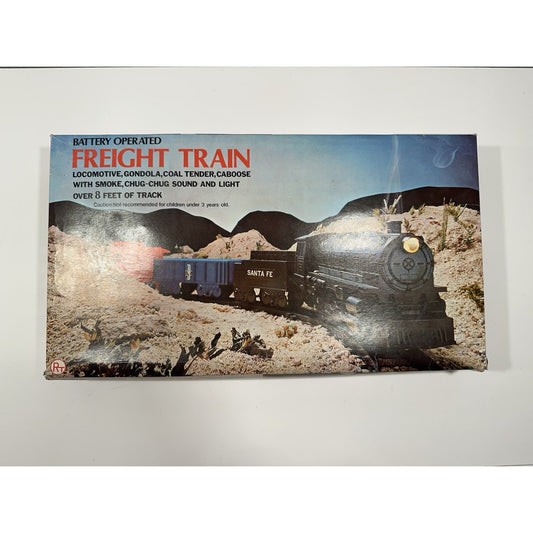 VINTAGE *NEW* Battery Operated Plastic Freight Train Sound Light 8' Track Toy