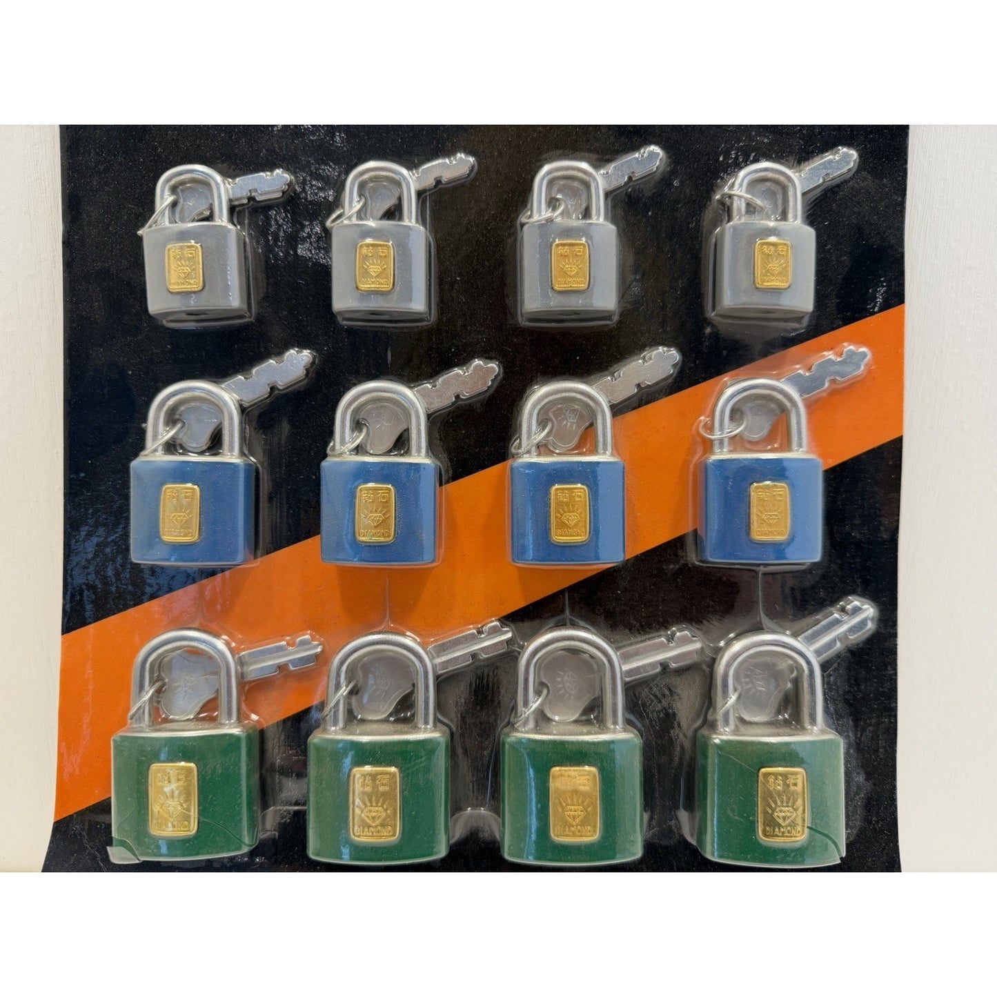 VINTAGE *NEW* 1960'S Diamond Brand Padlock 2 Keys Entire Display/Set of 12