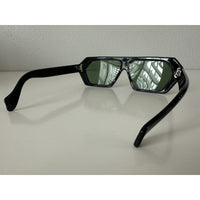 VINTAGE *NEW* 1970's Glam Unisex Sunglasses Black Hex Frame