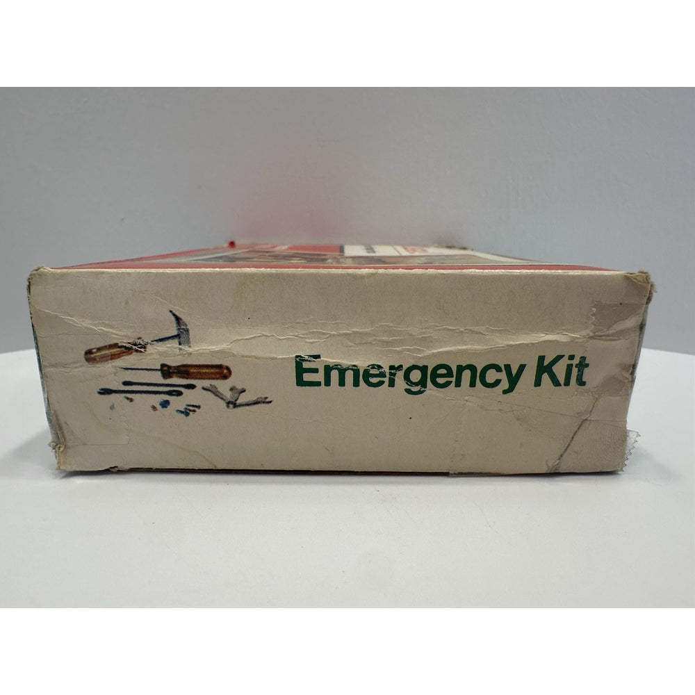 VINTAGE *NEW* 1970's 13-Piece Emergency Tool Kit in Case