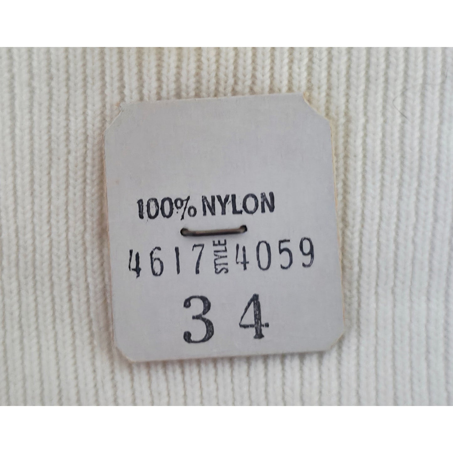 VINTAGE *NEW*1960's White Women's Thin  Sweater w/Collar 100% Nylon Size 34