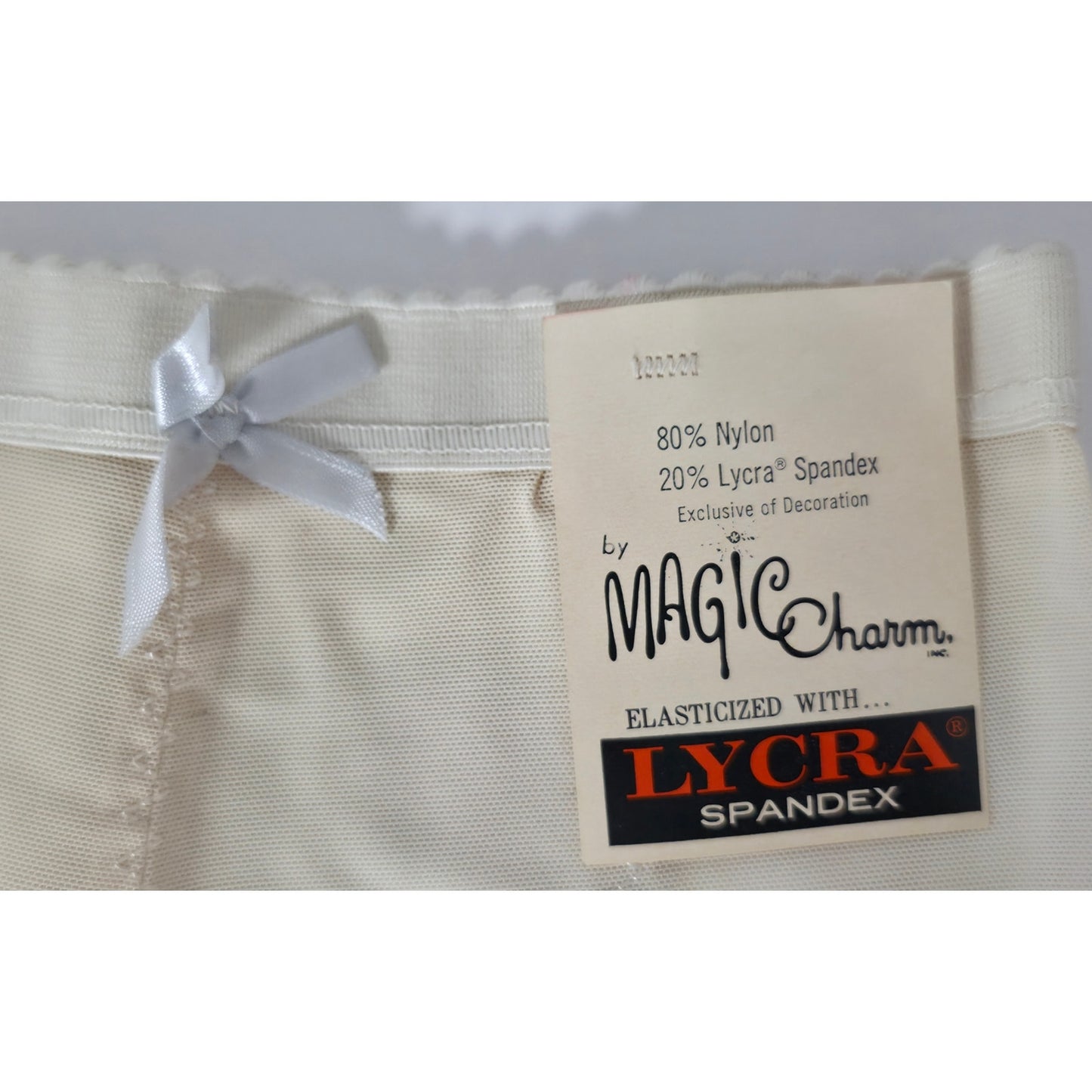 VINTAGE *NEW* 1960's Women's Cream High-Waisted Girdle with Garters Size S