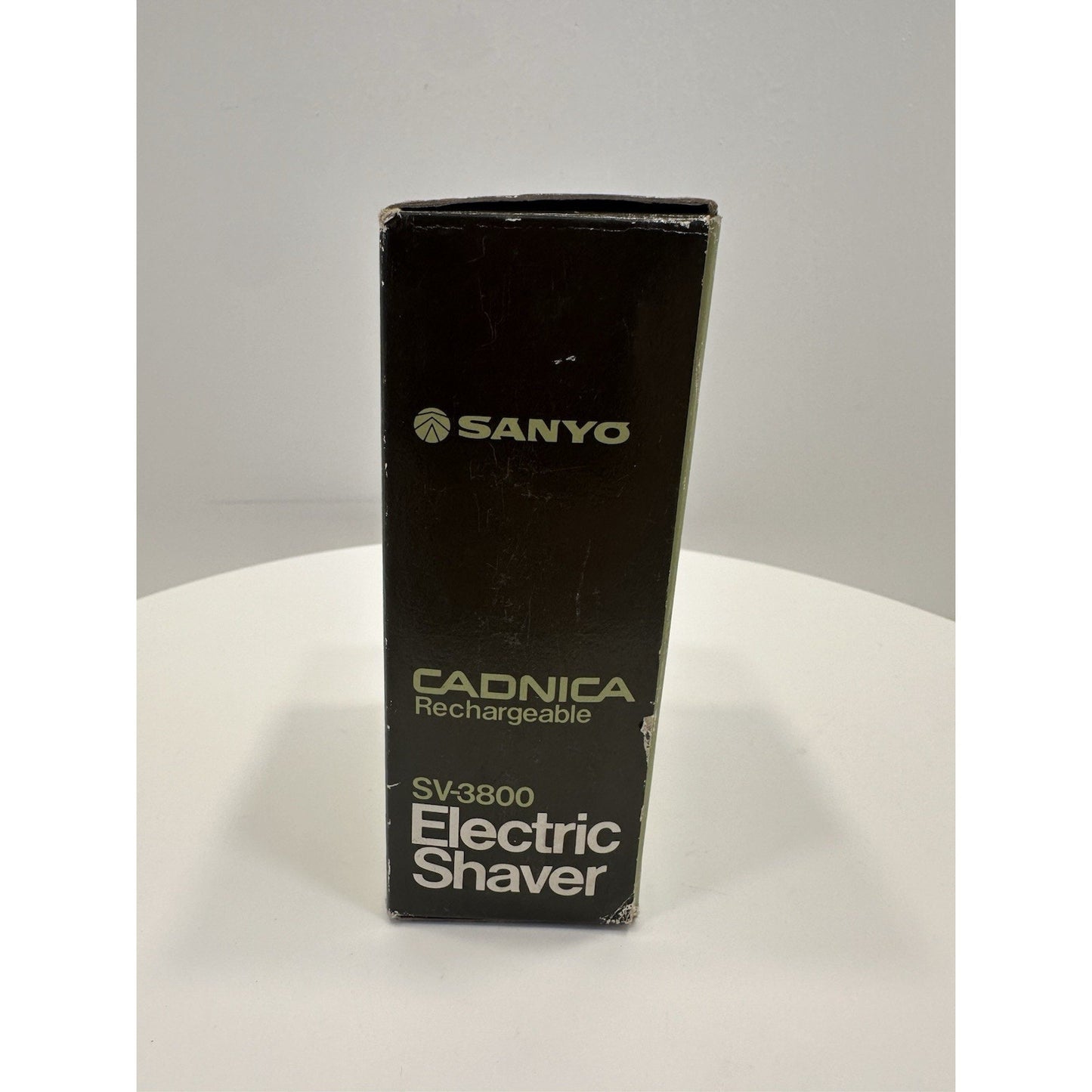 VINTAGE *PRISTINE* 1970's Sanyo SV-3800 Electric Shaver Rechargeable Razor