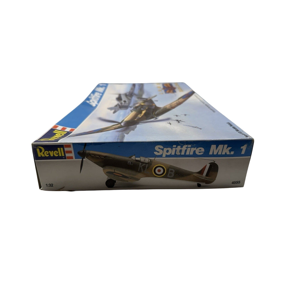 VINTAGE *NEW* Revell Lone Eagles Spitfire Mk1 #4555 1:32 COMPLETE Set