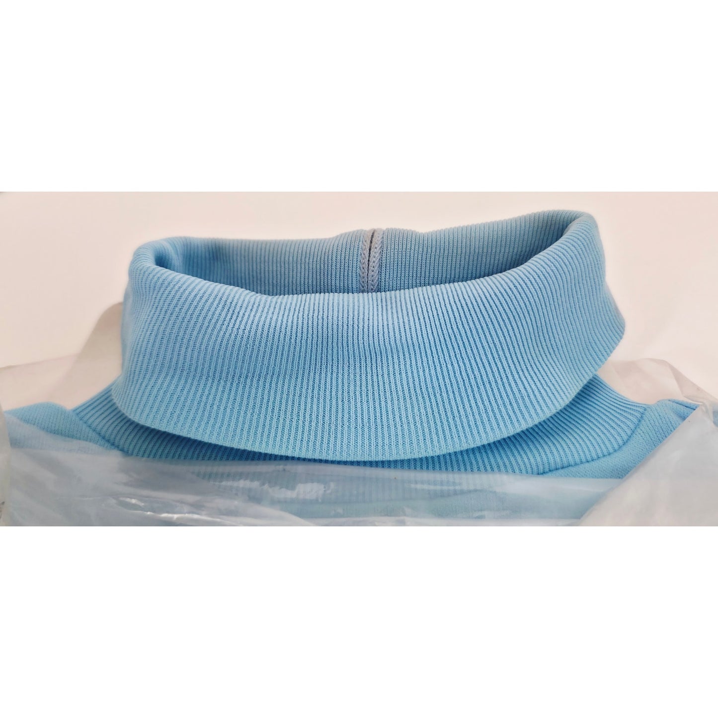 VINTAGE *NEW* 1960's Women's Light Blue Long Sleeve Mock Neck 100% Nylon Size M