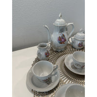 VINTAGE *NEW* 1960's 17 pc German Tea Set w/ Musical Tea Pot, Sugar, Creamer