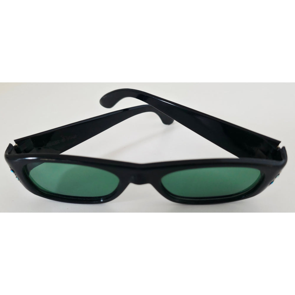 VINTAGE *NEW* 1970's Black Frame with Green Lens Sunglasses