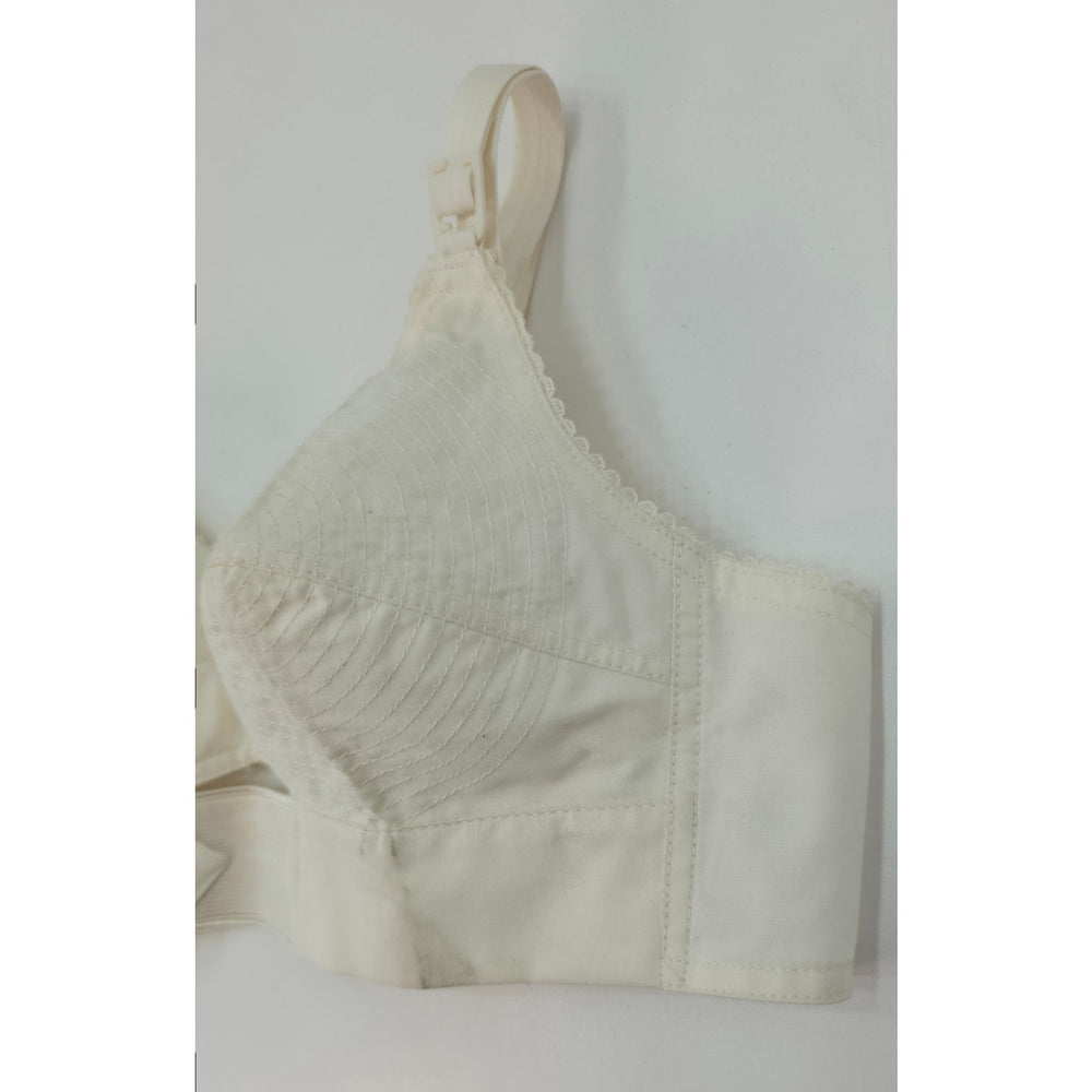 VINTAGE *NEW* 1960's Carnival Women's White Bullet Bra Size 32A USA